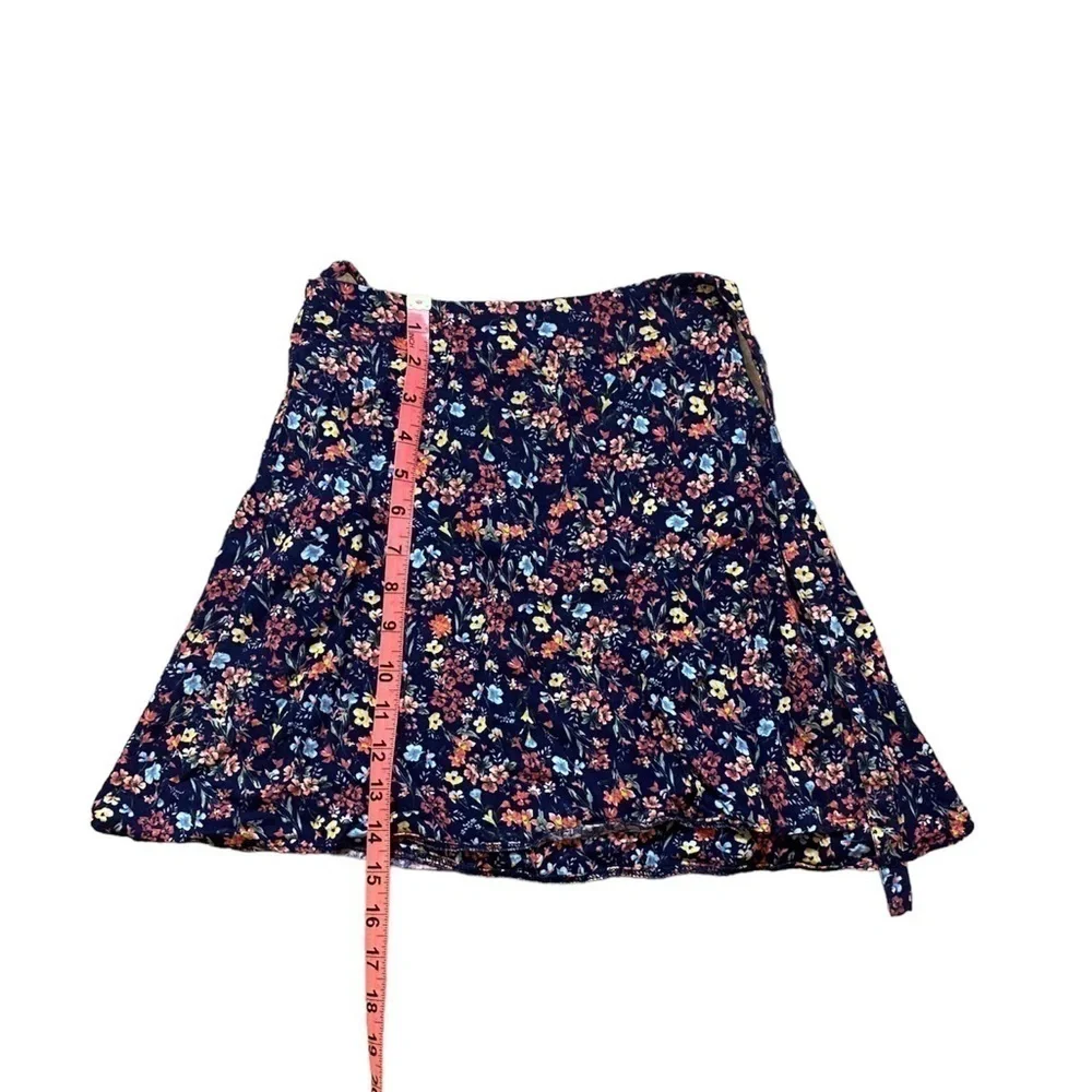 Bershka Floral Print Mini Skirt Size Small